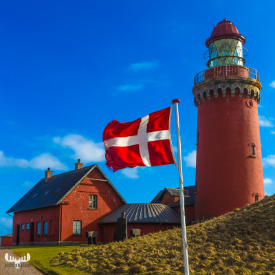 8960 - Fyr and Dannebrog