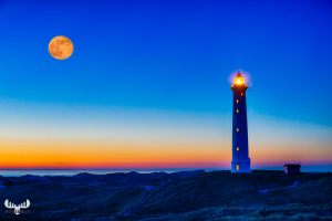 10036 - Nr.Lyngvig lighthouse moon night