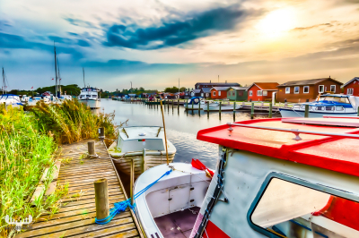 10182 - Sunrise at Stauning havn