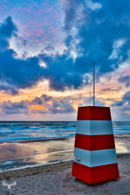 10674 - Lifeguard tower at Søndervig beach