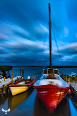10705 - Moving boats in Nr.Lyngvig havn