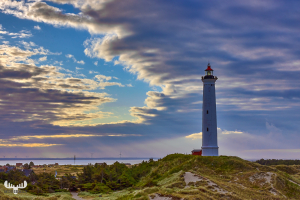 10748 - Morning clouds behind Nr.Lyngvig fyr lighthouse