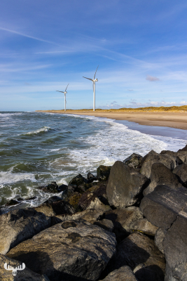 11311 - Pier stones, waves and wind turibines at Hvide Sande North pier