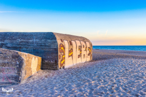 11507 - Love - Liebe Bunker at Nort Sea beach