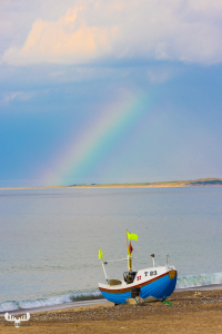 11617 - Fishing boat with rainbow at Nr.Vorupør beach