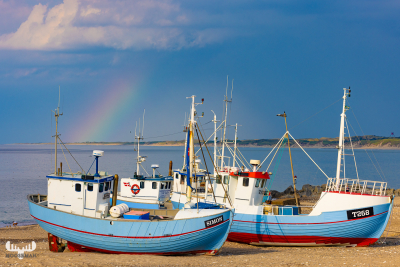 11622 - FIshing boats with rainbow at Nr.Vorupør beach