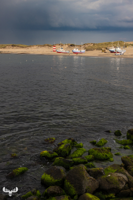 11638 - Fishing boats at Vorupør beach 2