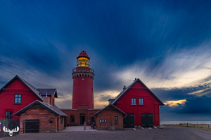 11654 - Bovbjerg Fyr lighthouse - sunset clouds