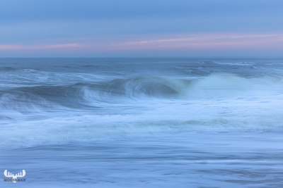 11732 - Nr.Lyngvig North sea in foggy, soft sunset colors - waves I
