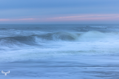 11732 - Nr.Lyngvig North sea in foggy, soft sunset colors - waves I
