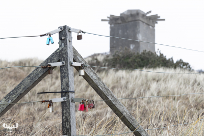 11820 - Blåvand Bunker behind fence