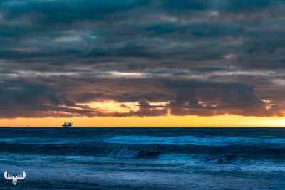 11989 - Sunset Northsea with wind trubine platform  at Sortebærdalen Strand