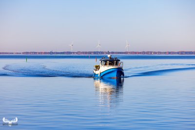 12022  - Ringkøbing havn harbor boat entering port