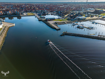 12042 - Ringkøbing havn harbor from above - ship enters port