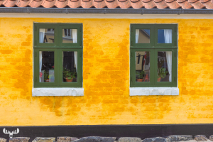 12631 - Løkken yellow house with green windows