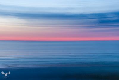 12803 - North Sea soft sunset colors in motion - art version