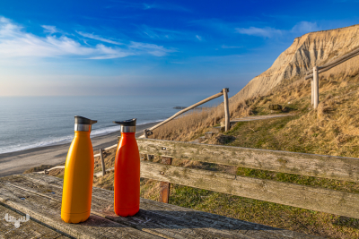 13643 - Water bottles on table at Bovbjerg Klint