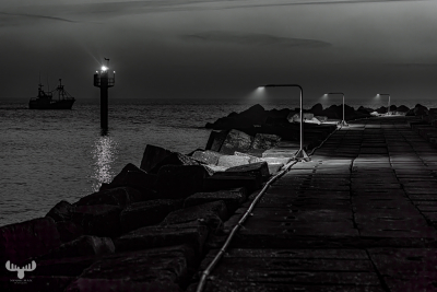 13673 - Thorsminde pier at night in B/W