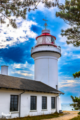 13770 - Sletterhage Fyr Lighthouse facing sea