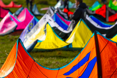 13980 -  Colorful Kitesurf sails