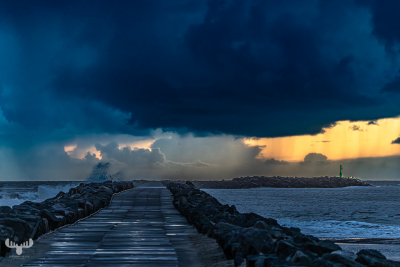 14019 - Hvide Sande South beach pier at sunset