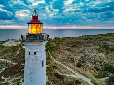 14470 - Nr.Lyngvig Fyr lighthouse lantern with light on