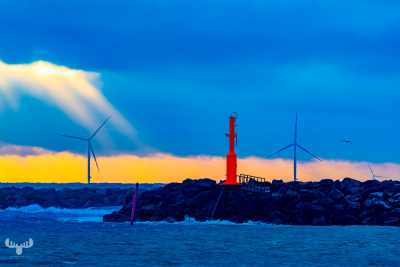 14538 - Hvide Sande Pier with red beacon and wind turbines at sunset