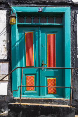 14614 - Old colorful house door