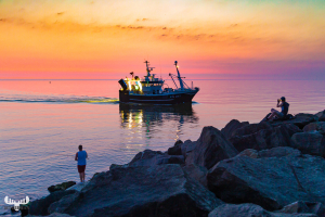 10231 - Fishermen and Fishing Boat at Hvide Sande pier
