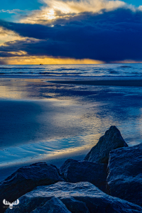 13542 - Hvide Sande pier, sunset and fishing boat