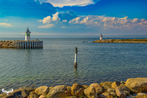 13810 - Ebeltoft harbour with harbour entrance and lighthouses