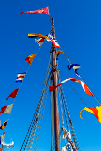 13817 - Ebeltoft Havn - Harbor - Boat Mast with flags