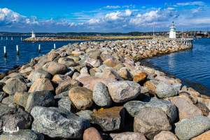 13820 - Ebeltoft Havn - Harbor and pier with ligthhouses