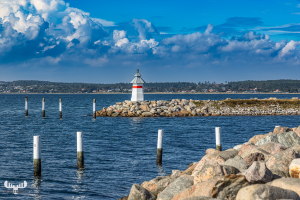 13821 - Ebeltoft Havn - Harbor with lighthouse
