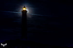13958 - Nr.Lyngvig Fyr lighthouse, moon behind lantern room