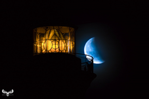 13959 - Nr.Lyngvig Fyr lighthouse and moon