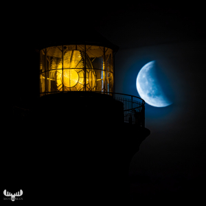 13960 - Nr.Lyngvig Fyr lighthouse lantern room with moon