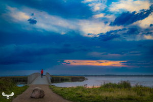 13963 - Bagges Dæmning with person on bridge