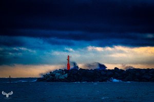 14533 - Hvide Sande Pier with red beacon and breakers, art version